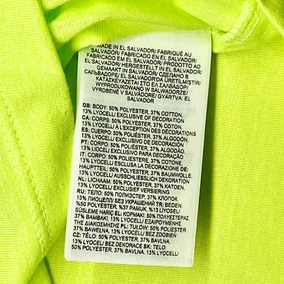 NWT The North Face Yellow T-Shirt Men’s Size Medium (Slim Fit) - Picture 6 of 11